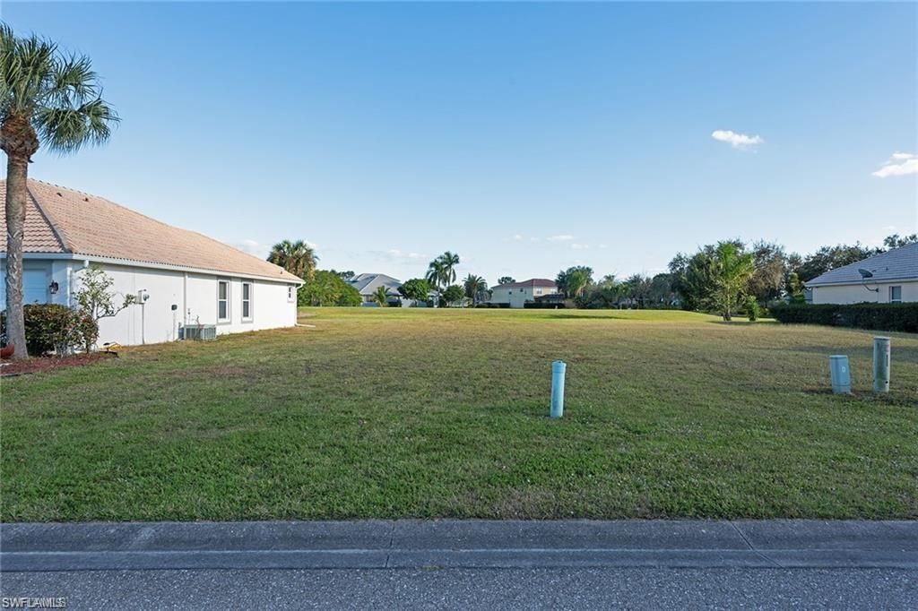 2020 Oxford Ridge CIR, LEHIGH ACRES, FL 33973 — photo 2