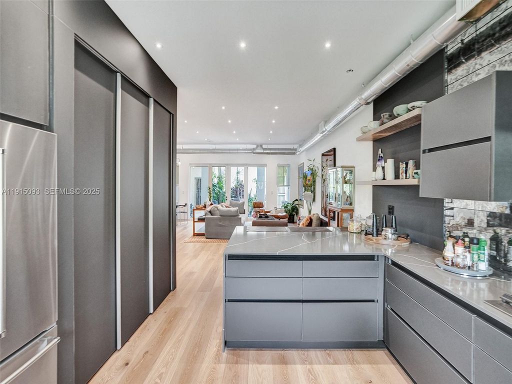 Image 11 of property listing at 1617 Harrison St, Hollywood, FL 33020