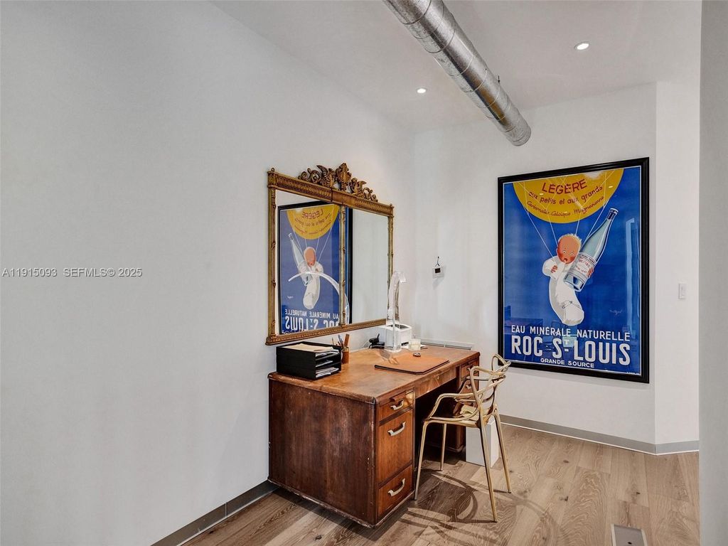 Image 20 of property listing at 1617 Harrison St, Hollywood, FL 33020