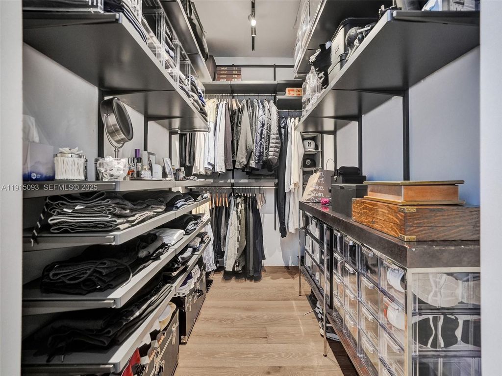 Image 34 of property listing at 1617 Harrison St, Hollywood, FL 33020