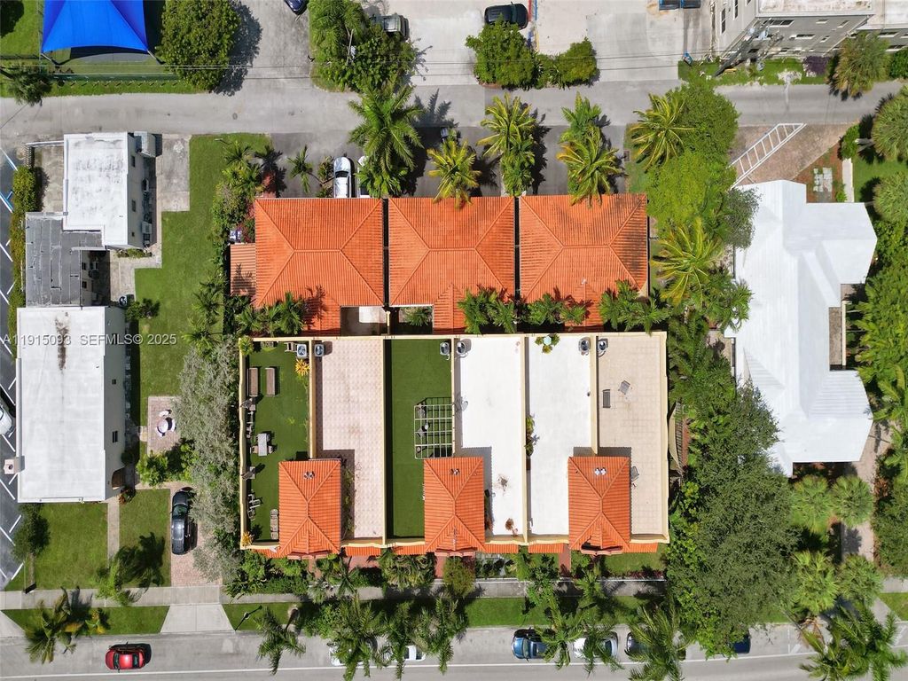 Image 47 of property listing at 1617 Harrison St, Hollywood, FL 33020