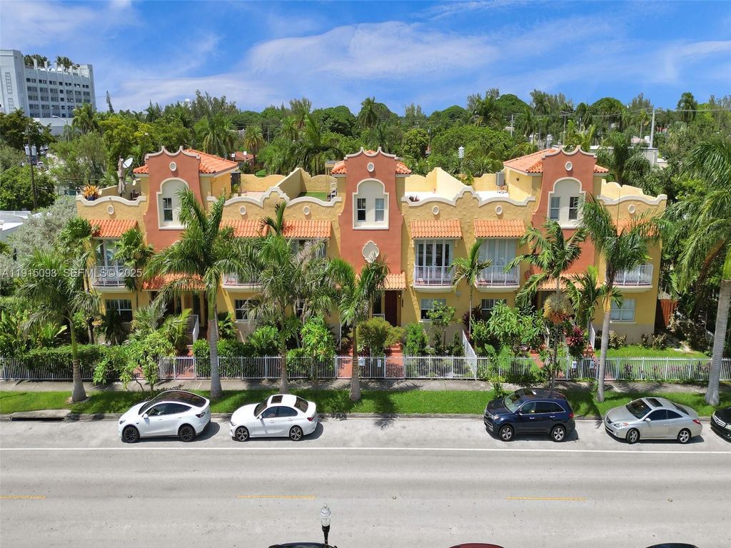 Image 49 of property listing at 1617 Harrison St, Hollywood, FL 33020