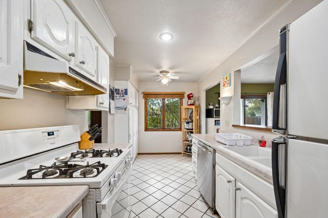 2217 Laramie Trail, Brooklyn Park, MN 55444