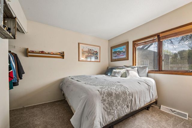 2217 Laramie Trail, Brooklyn Park, MN 55444