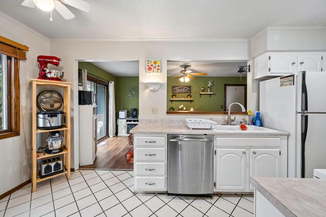 2217 Laramie Trail, Brooklyn Park, MN 55444