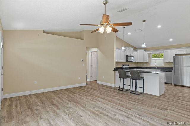 6898 N Preston Point, Citrus Springs, FL 34434