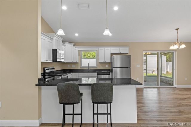 6898 N Preston Point, Citrus Springs, FL 34434