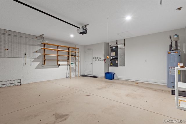 6898 N Preston Point, Citrus Springs, FL 34434