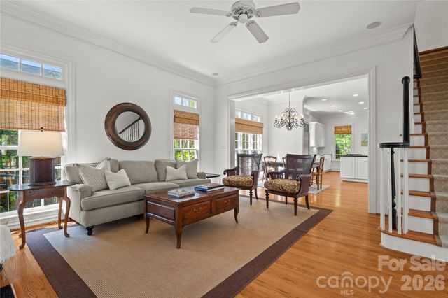 2046 Hopedale Avenue, Charlotte, NC 28207