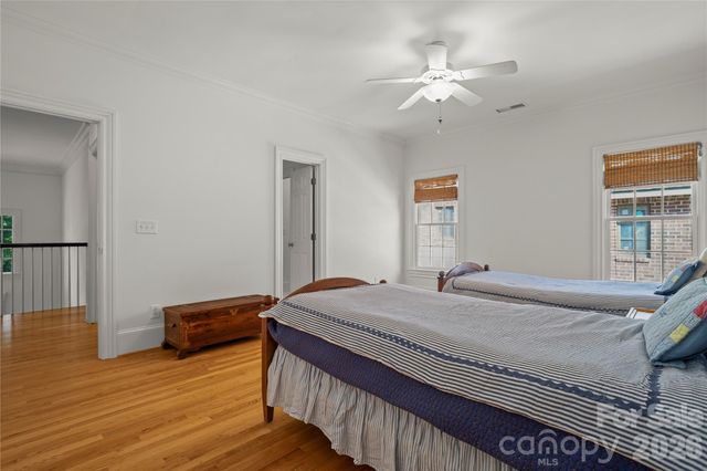 2046 Hopedale Avenue, Charlotte, NC 28207