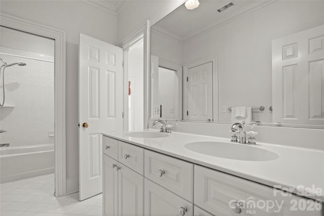 2046 Hopedale Avenue, Charlotte, NC 28207