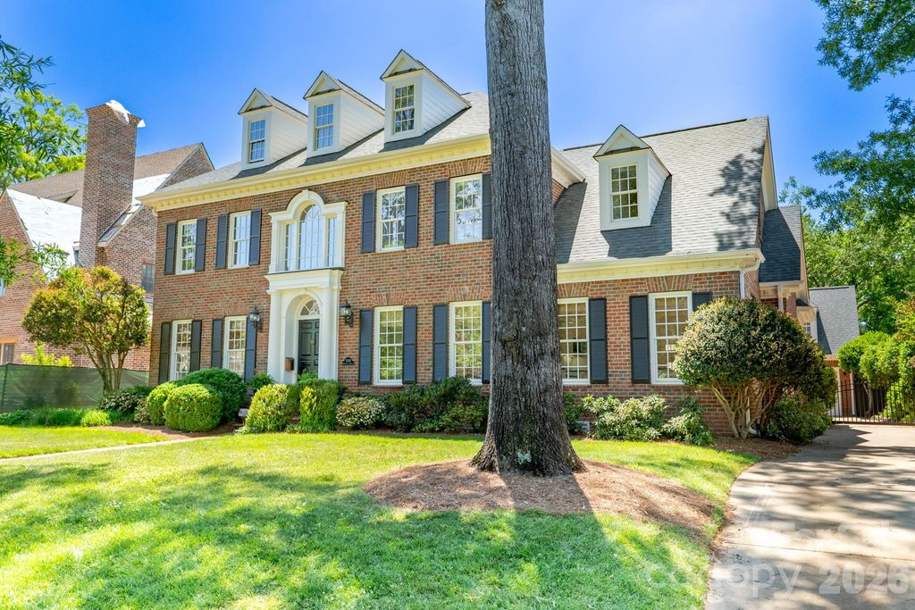 2046 Hopedale Avenue, Charlotte, NC 28207