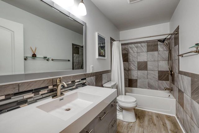 W3482 Washington DRIVE, Lake Geneva, WI 53147