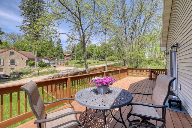 W3482 Washington DRIVE, Lake Geneva, WI 53147