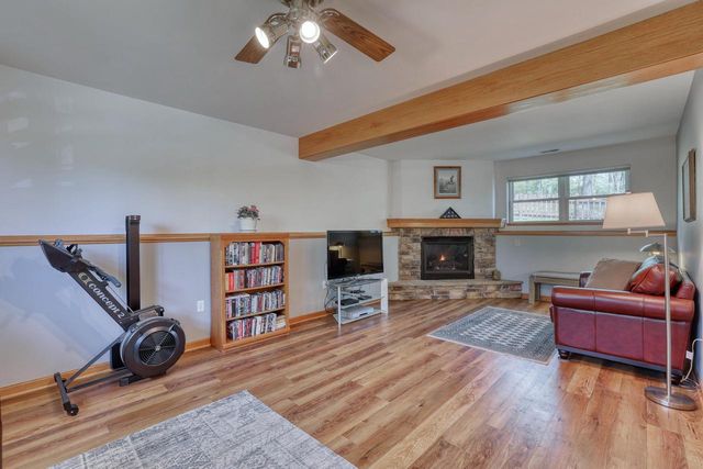 W3482 Washington DRIVE, Lake Geneva, WI 53147