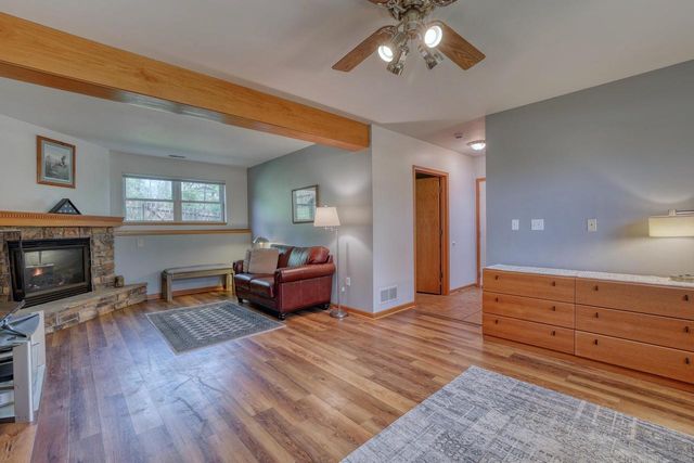 W3482 Washington DRIVE, Lake Geneva, WI 53147