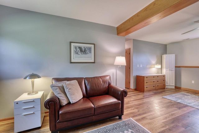W3482 Washington DRIVE, Lake Geneva, WI 53147