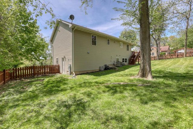 W3482 Washington DRIVE, Lake Geneva, WI 53147