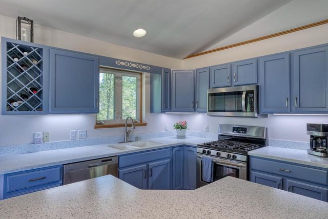 W3482 Washington DRIVE, Lake Geneva, WI 53147