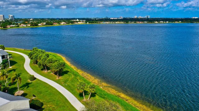 724 Executive Center Drive 21, West Palm Beach, FL 33401