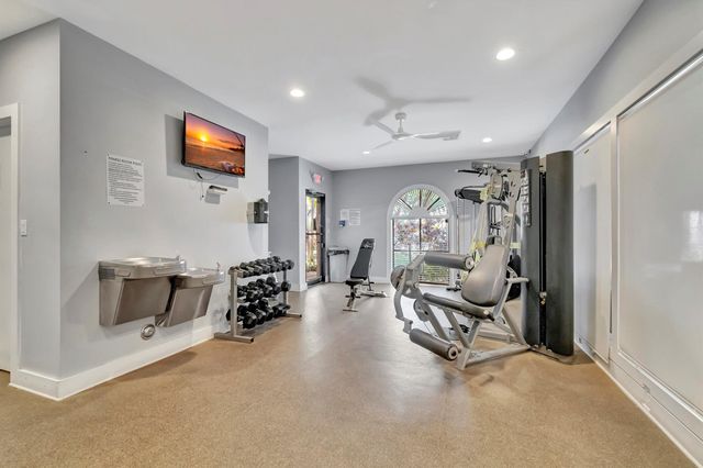 724 Executive Center Drive 21, West Palm Beach, FL 33401