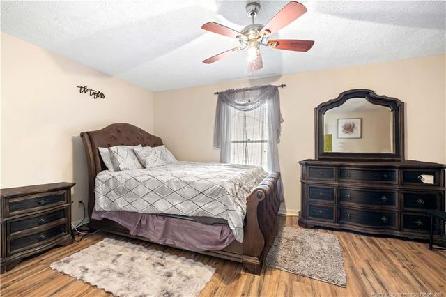 712 Alexwood Drive, Hope Mills, NC 28348