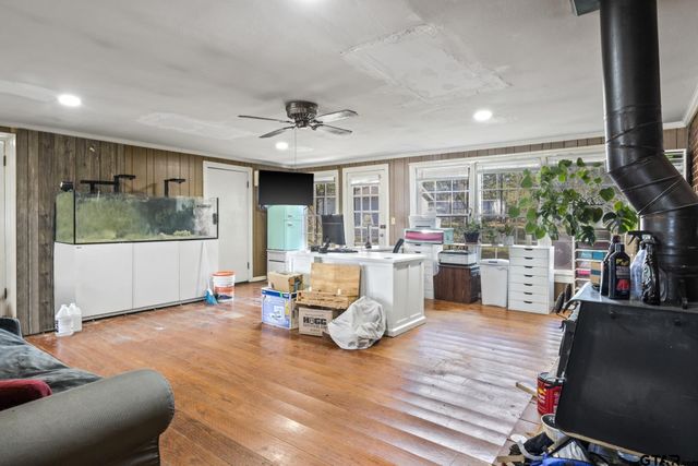 205 S Main Street, Winnsboro, TX 75494