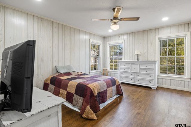 205 S Main Street, Winnsboro, TX 75494