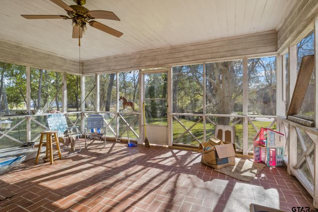 205 S Main Street, Winnsboro, TX 75494