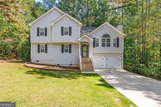 121 GREATWOOD Drive, White, GA 30184