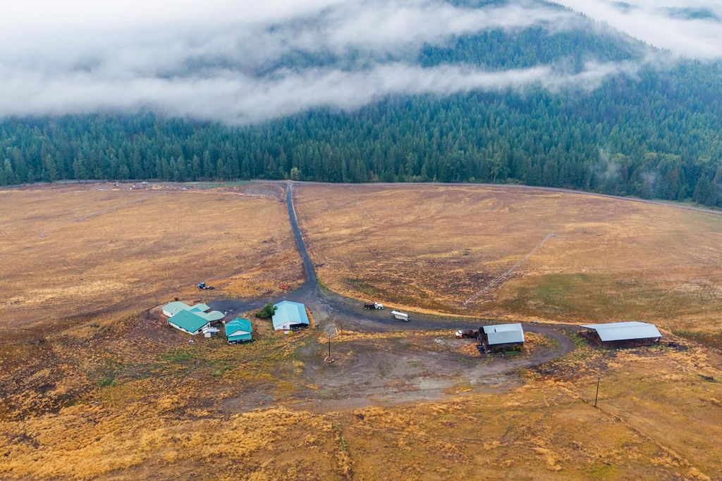 361 Lone Ranch Creek Rd, Curlew, WA 99121 photo 2