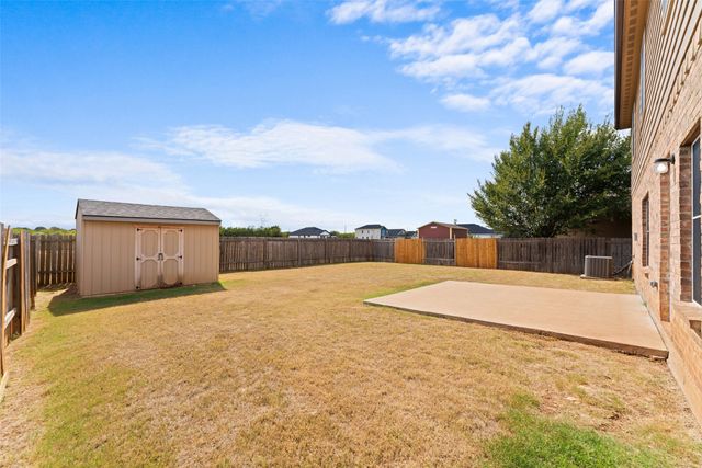 504 Riverbed Drive, Crowley, TX 76036