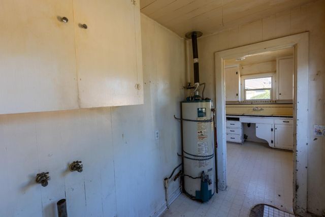 15 Lone Pine Avenue, Freedom, CA 95019