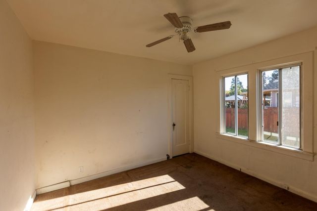 15 Lone Pine Avenue, Freedom, CA 95019