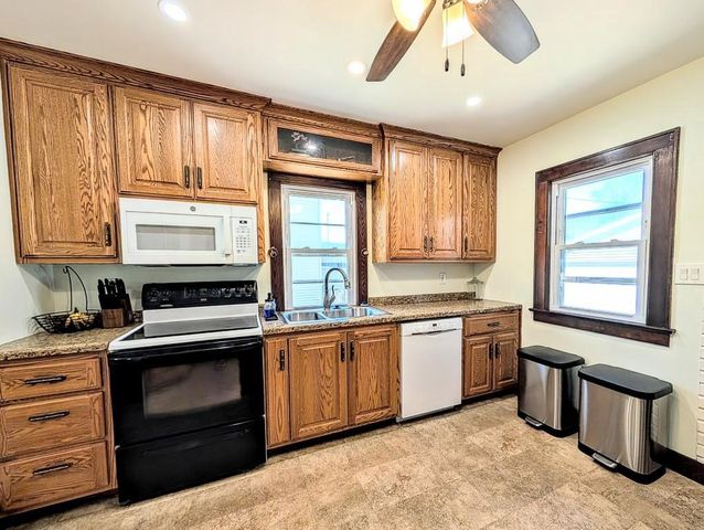 1415 N BENNETT STREET, Appleton, WI 54914