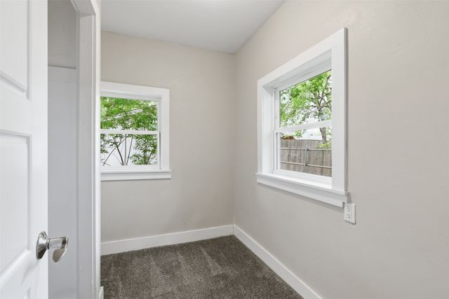 1207 N College Street, Mckinney, TX 75069