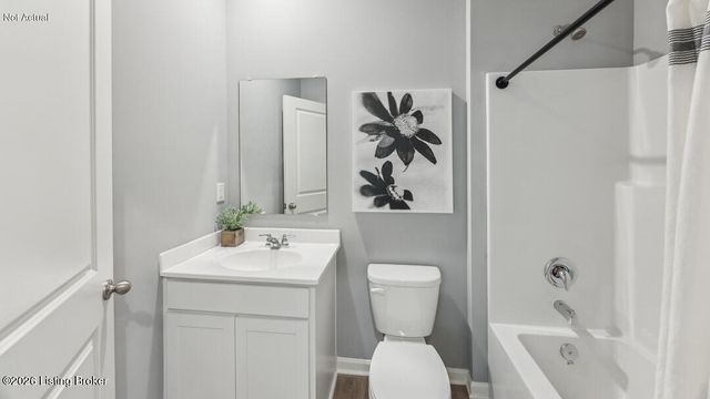 8103 Cedar Pointe Dr, Louisville, KY 40229