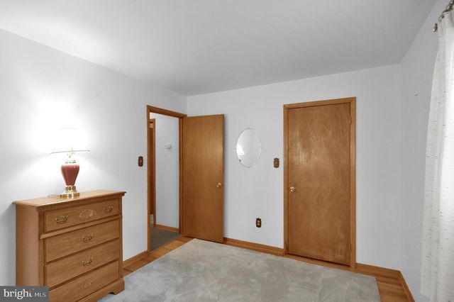 411 MCARTHUR AVE, Reading, PA 19607