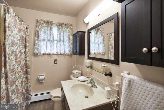 411 MCARTHUR AVE, Reading, PA 19607