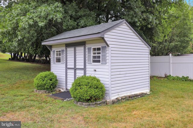 411 MCARTHUR AVE, Reading, PA 19607