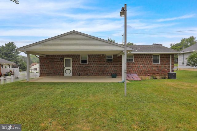 411 MCARTHUR AVE, Reading, PA 19607