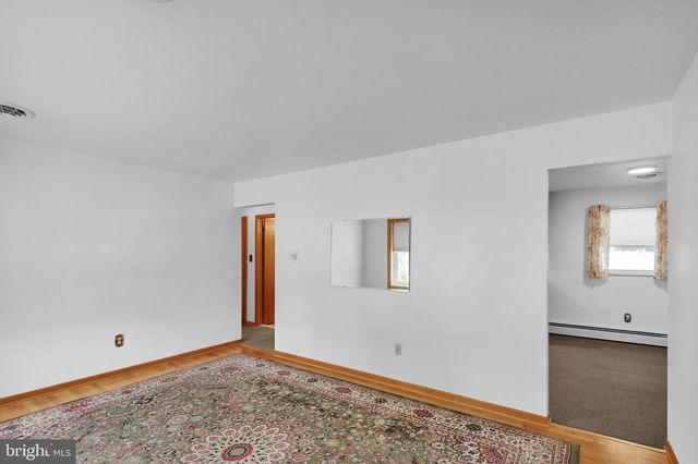 411 MCARTHUR AVE, Reading, PA 19607