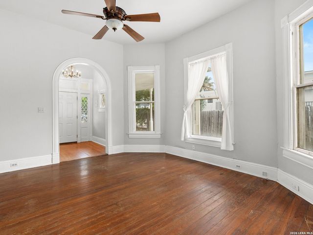 612 N Pine Street, San Antonio, TX 78202