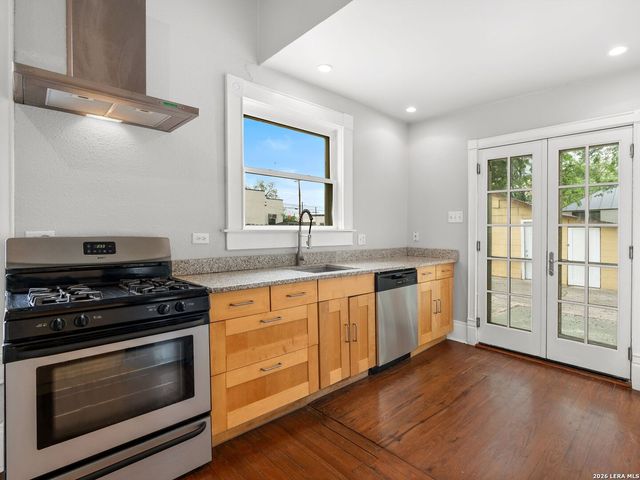 612 N Pine Street, San Antonio, TX 78202