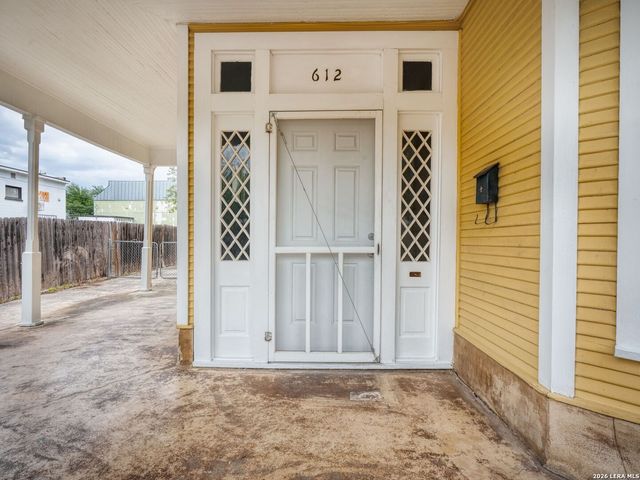 612 N Pine Street, San Antonio, TX 78202