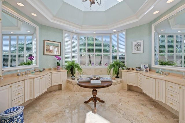 3678 Touch Of Class Court, Wellington, FL 33414