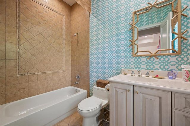 3678 Touch Of Class Court, Wellington, FL 33414