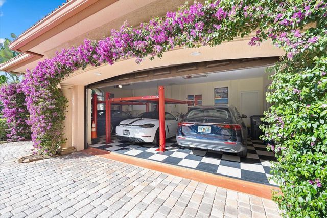 3678 Touch Of Class Court, Wellington, FL 33414