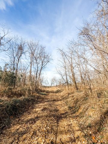 0 Yellow Creek Rd, Dickson, TN 37055