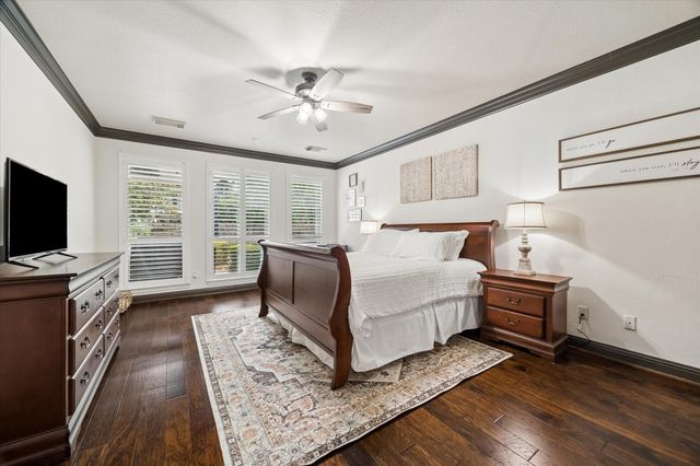 2806 Whispering Fern Court, Kingwood, TX 77345